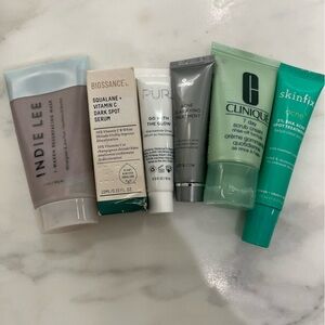 SKINCARE DELUXE SIZES